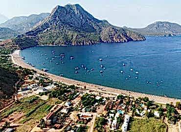 Antalya Kumluca’da villa tadilatı, mantolama ve dekorasyon hizmeti veren ustalar