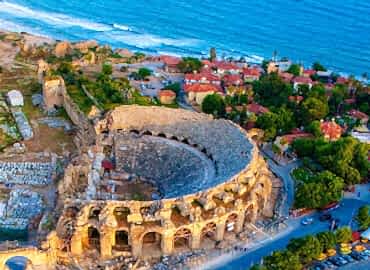 Antalya Side’de dış cephe tadilatı ve seramik döşeme yapan ustalar