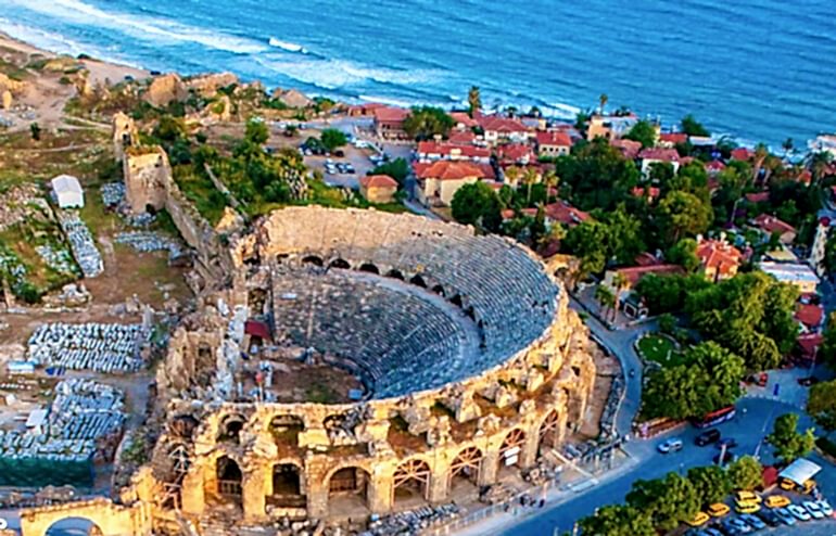 Antalya Side 1 Antalya Side’de dış cephe tadilatı ve seramik döşeme yapan ustalar